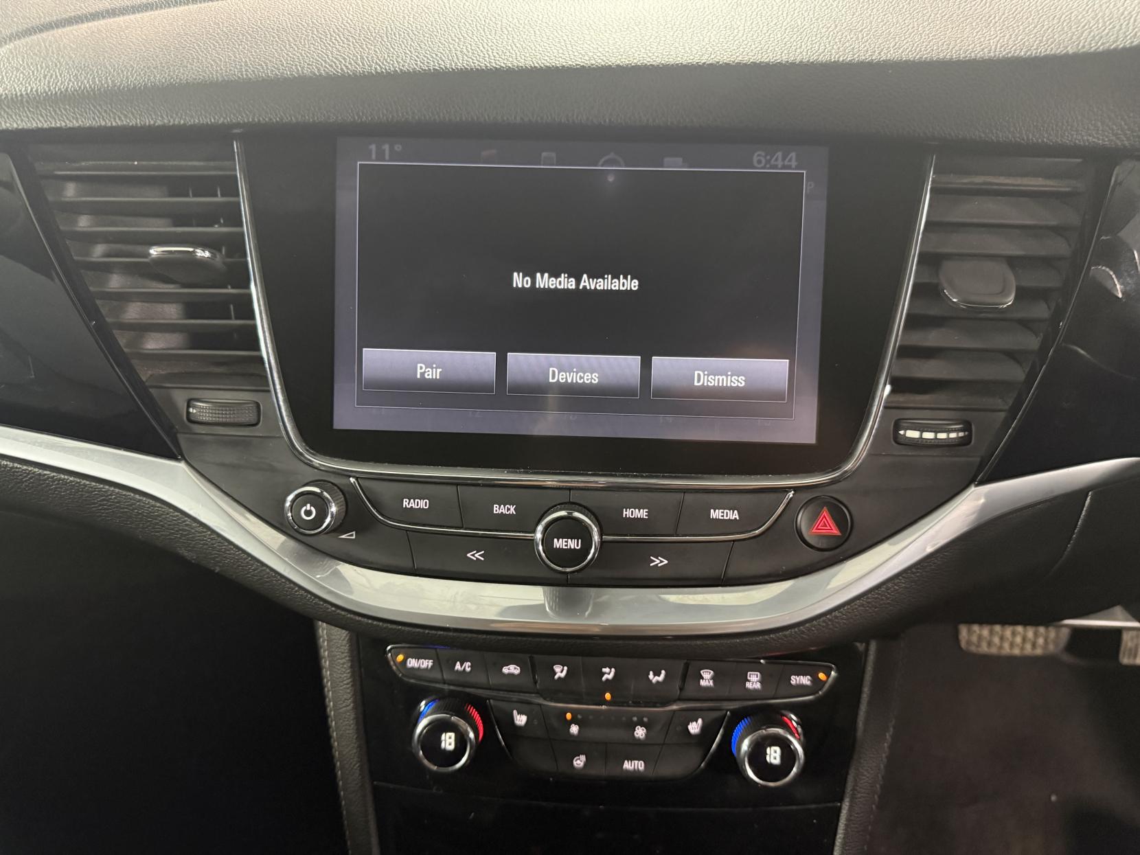 Vauxhall Astra 1.6 CDTi BlueInjection Elite Nav Hatchback 5dr Diesel Auto Euro 6 (136 ps)