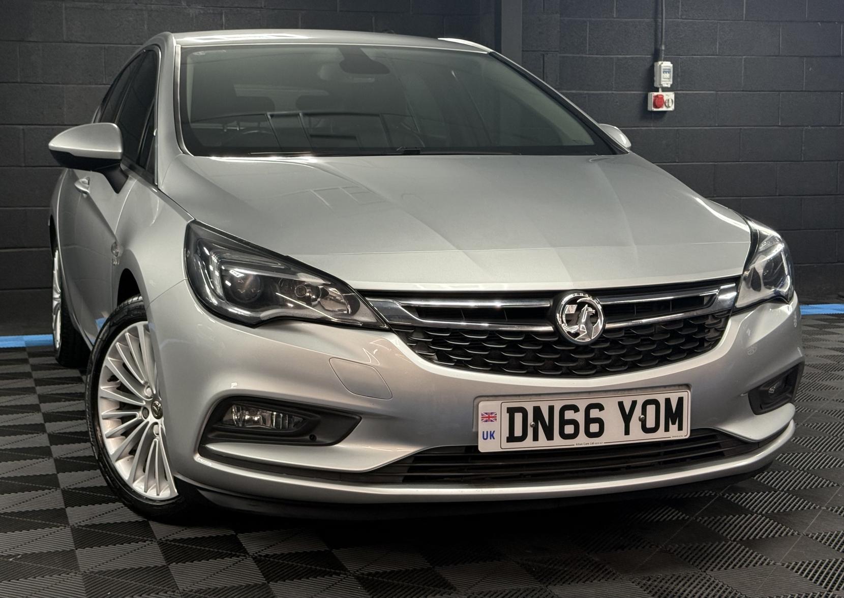 Vauxhall Astra 1.6 CDTi BlueInjection Elite Nav Hatchback 5dr Diesel Auto Euro 6 (136 ps)