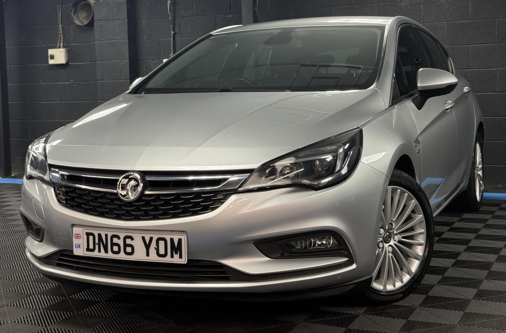 Vauxhall Astra 1.6 CDTi BlueInjection Elite Nav Hatchback 5dr Diesel Auto Euro 6 (136 ps)