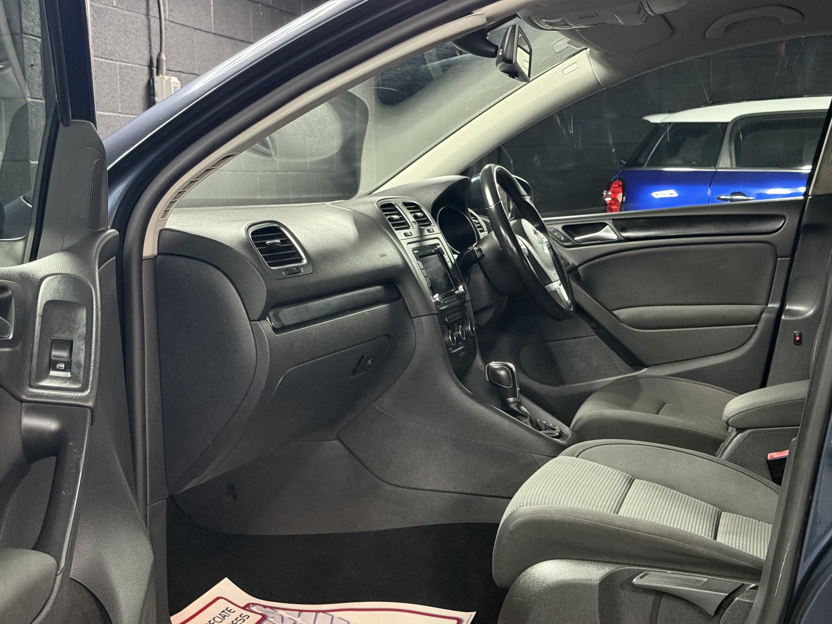 Volkswagen Golf 1.4 TSI Match Hatchback 5dr Petrol DSG Euro 5 (122 ps)