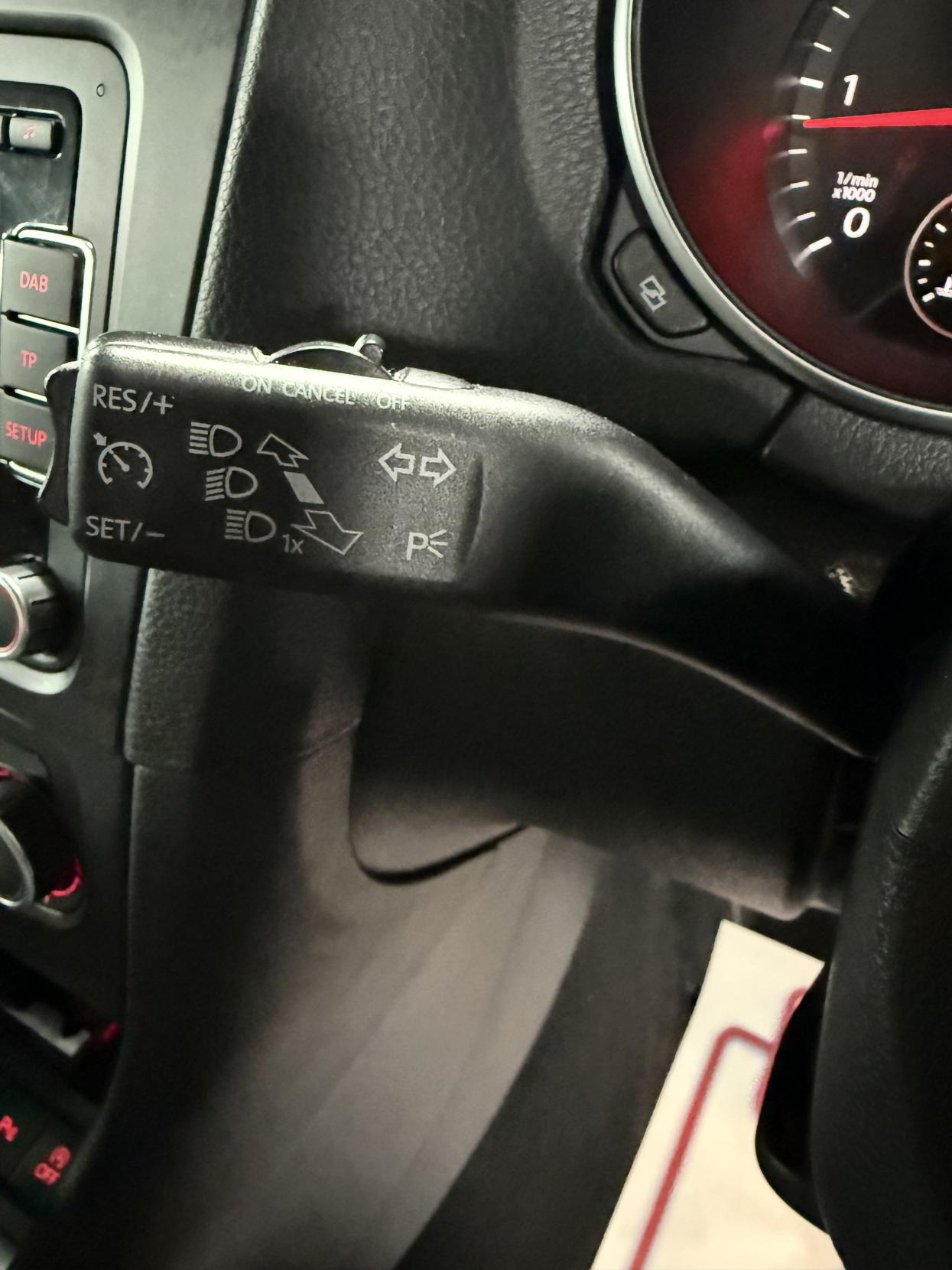 Volkswagen Golf 1.4 TSI Match Hatchback 5dr Petrol DSG Euro 5 (122 ps)