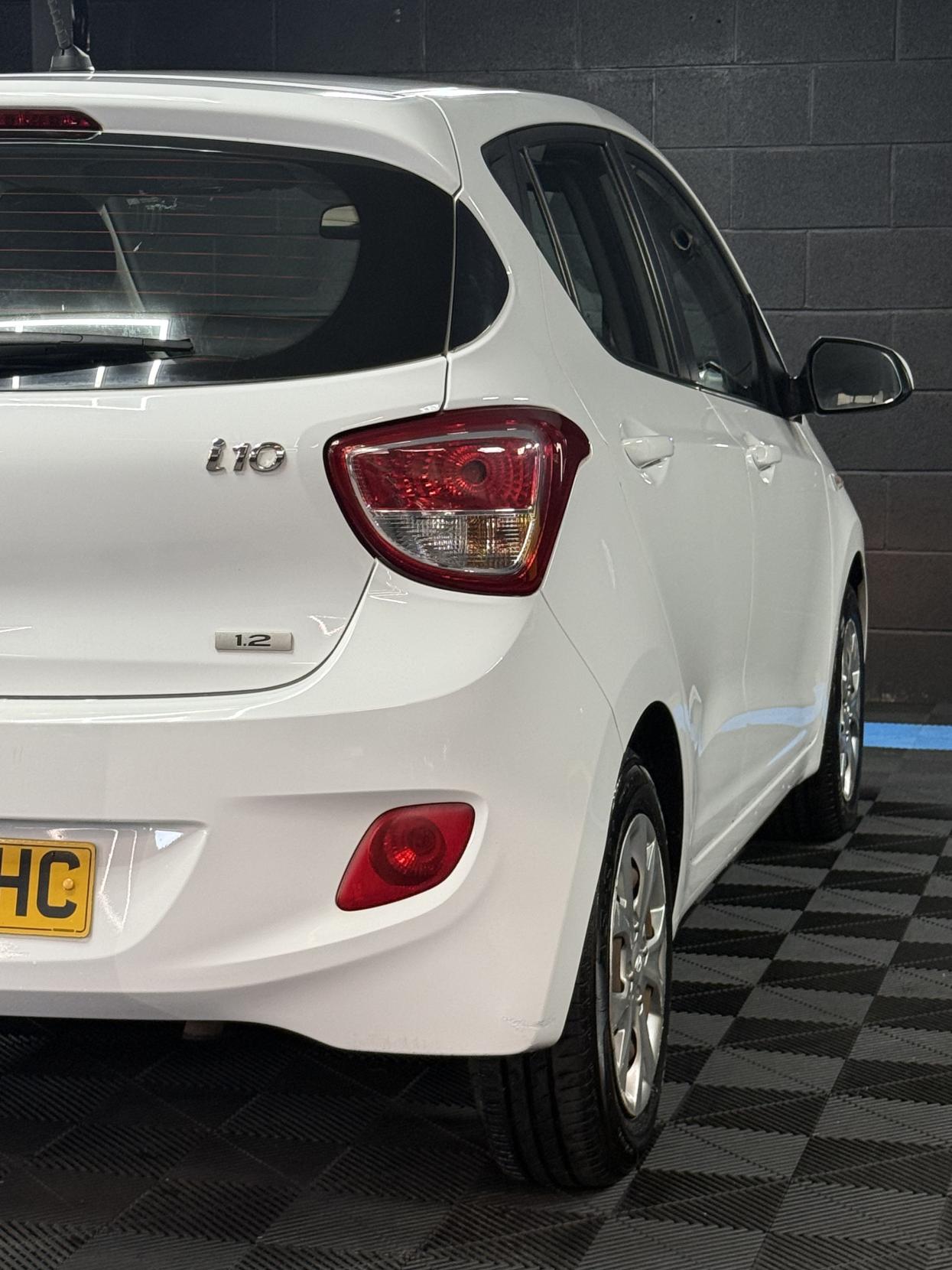 Hyundai i10 1.2 SE Hatchback 5dr Petrol Auto Euro 5 (87 ps)