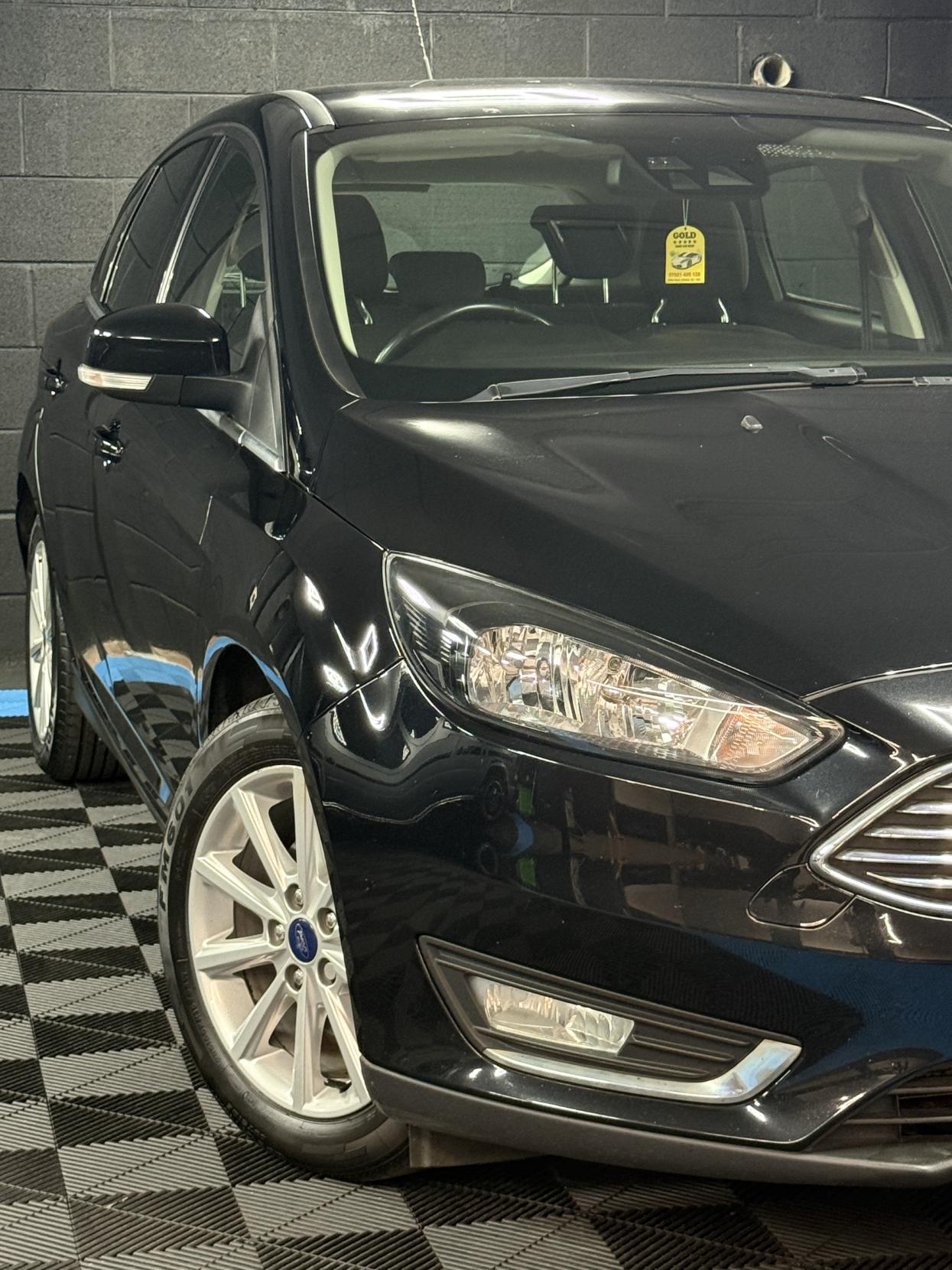 Ford Focus 1.6 Titanium Hatchback 5dr Petrol Powershift Euro 6 (125 ps)