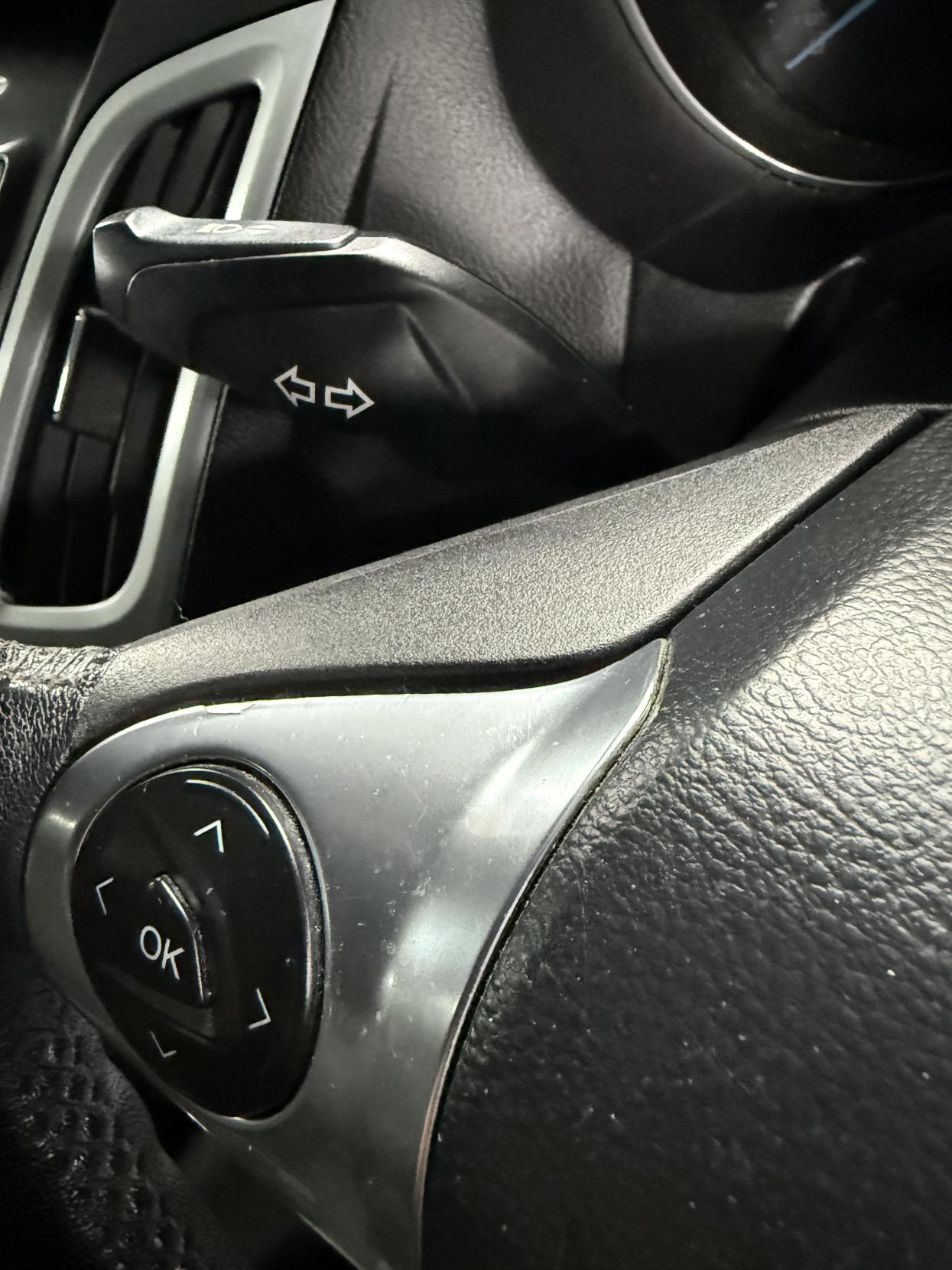 Ford Focus 2.0 TDCi Zetec S Hatchback 5dr Diesel Powershift Euro 5 (s/s) (163 ps)