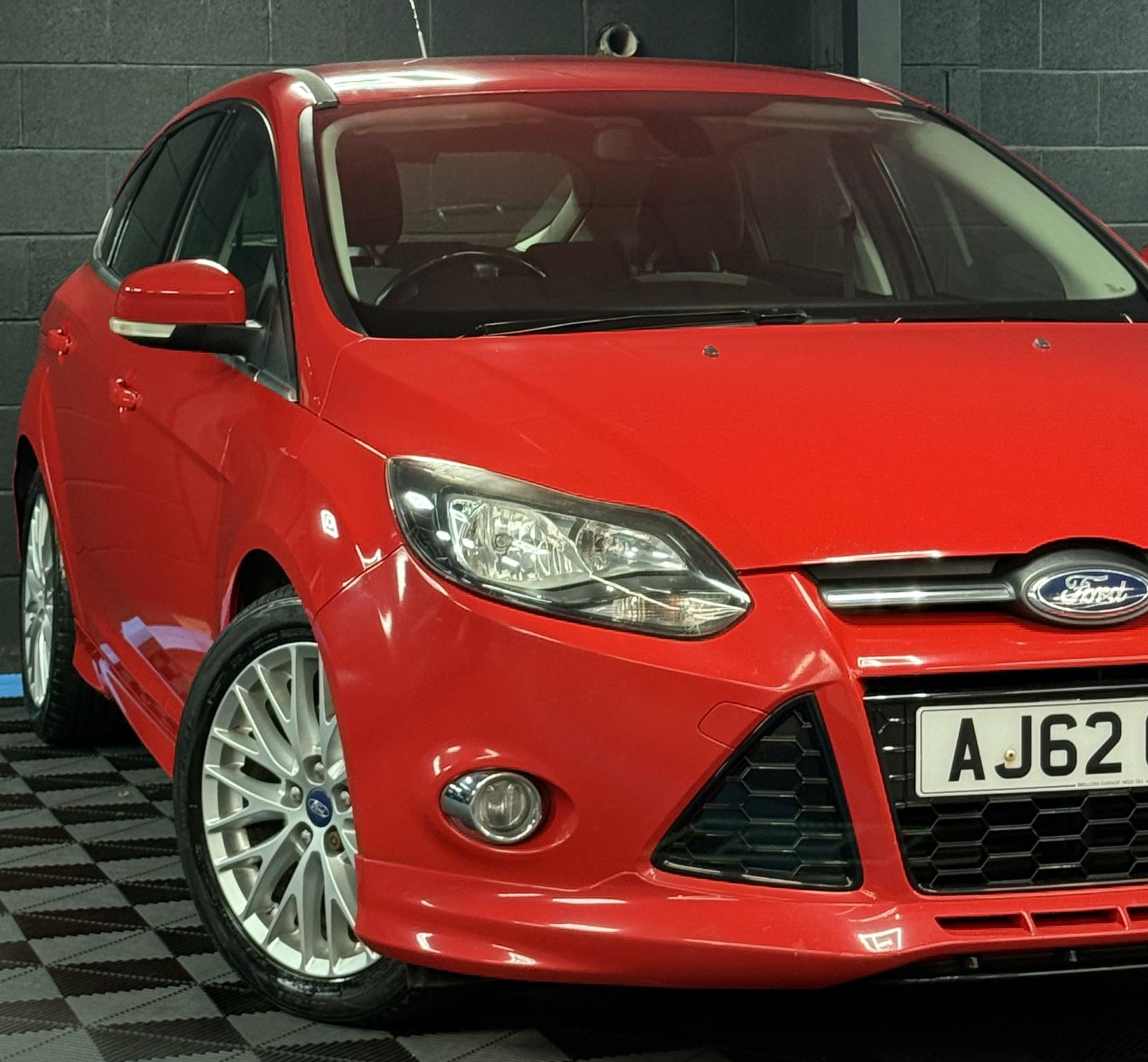 Ford Focus 2.0 TDCi Zetec S Hatchback 5dr Diesel Powershift Euro 5 (s/s) (163 ps)