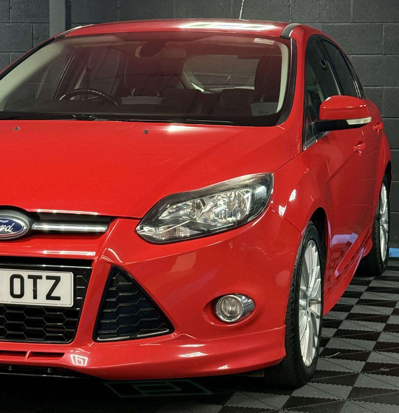 Ford Focus 2.0 TDCi Zetec S Hatchback 5dr Diesel Powershift Euro 5 (s/s) (163 ps)