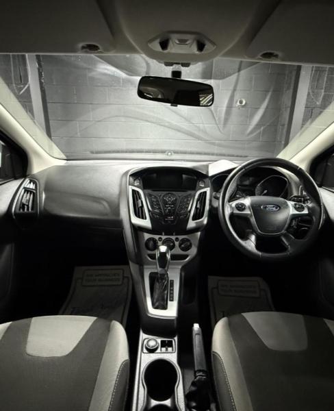 Ford Focus 2.0 TDCi Zetec S Hatchback 5dr Diesel Powershift Euro 5 (s/s) (163 ps)