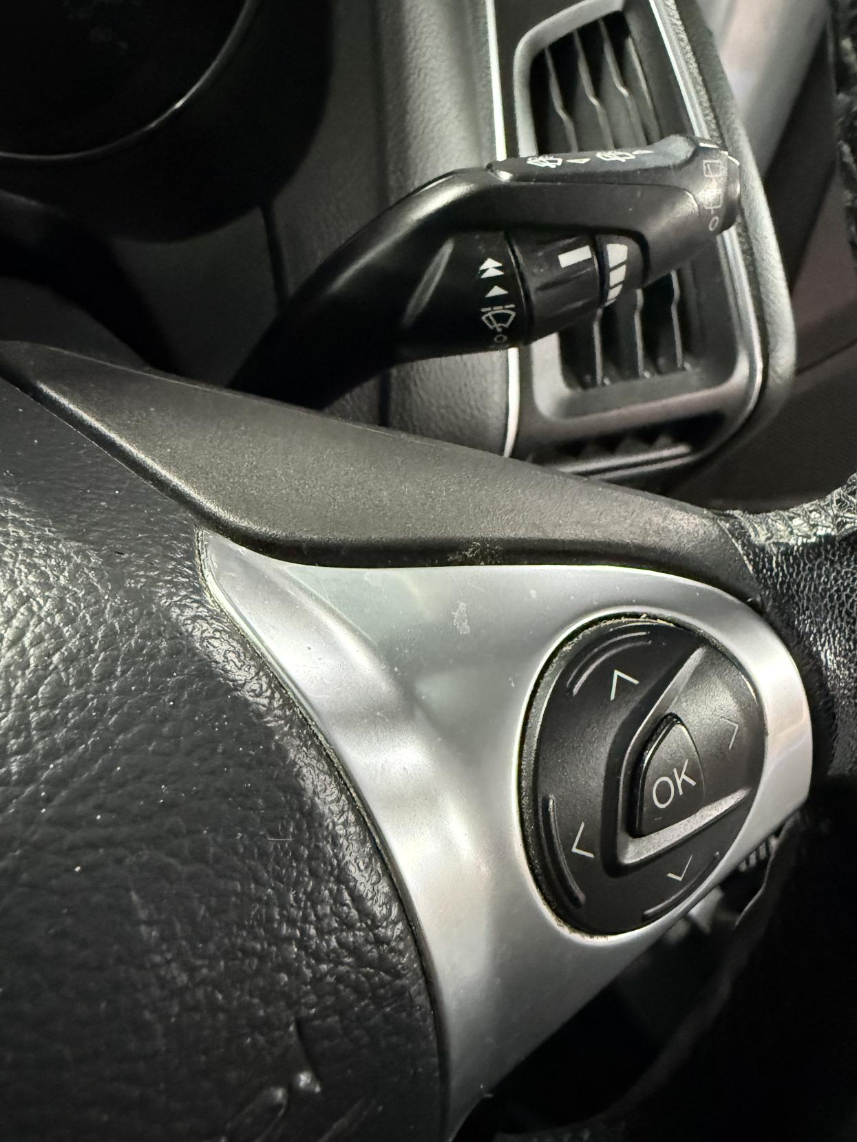 Ford Focus 2.0 TDCi Zetec S Hatchback 5dr Diesel Powershift Euro 5 (s/s) (163 ps)