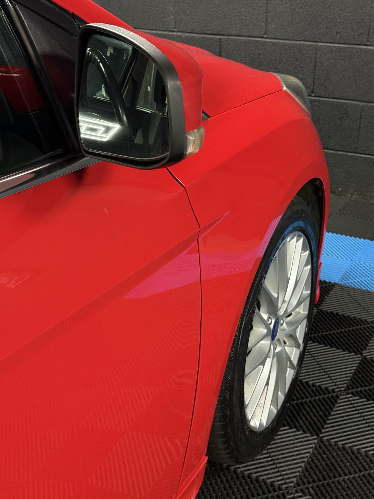 Ford Focus 2.0 TDCi Zetec S Hatchback 5dr Diesel Powershift Euro 5 (s/s) (163 ps)