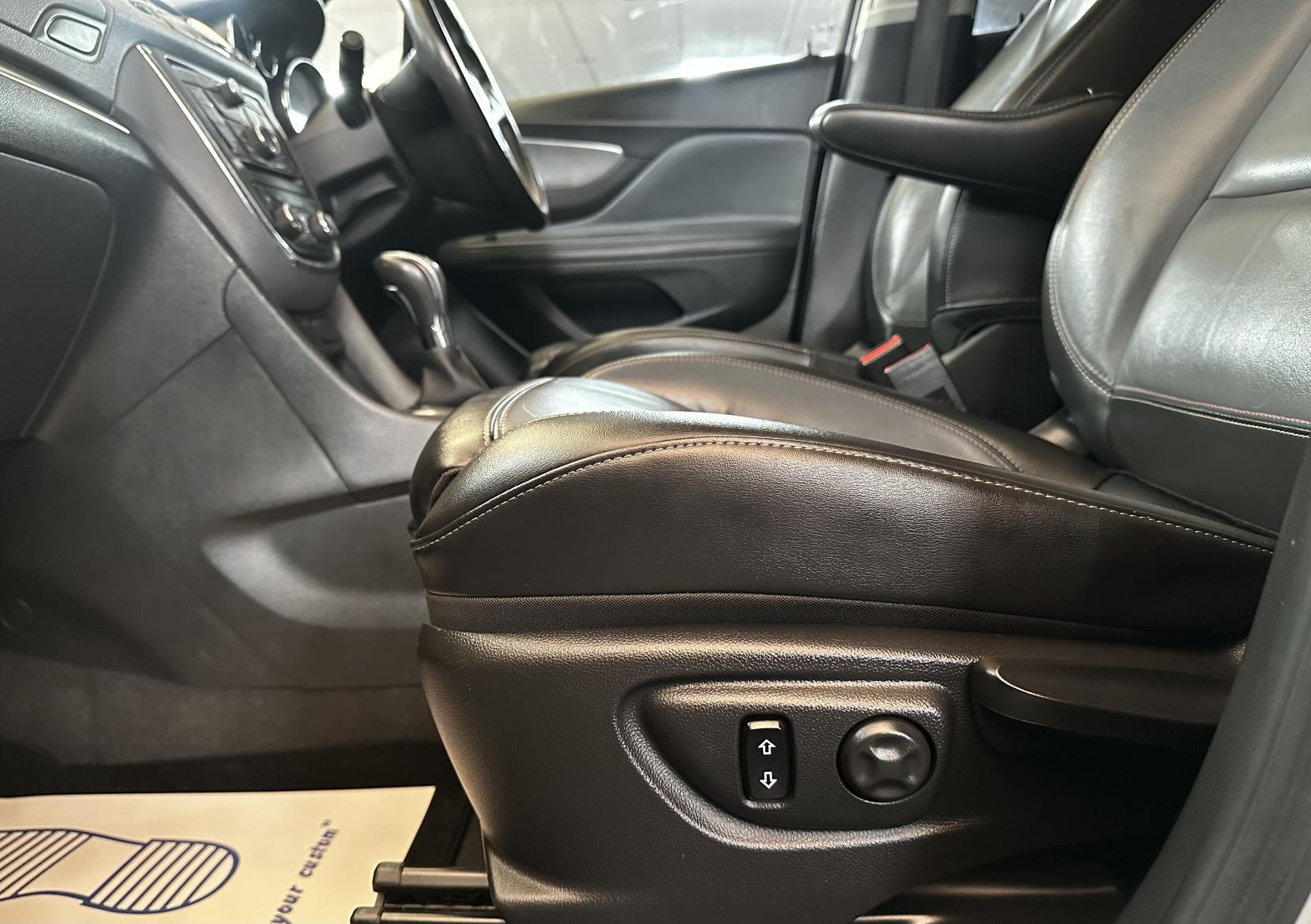 Vauxhall Mokka 1.4i Turbo SE SUV 5dr Petrol Auto 2WD Euro 6 (140 ps)