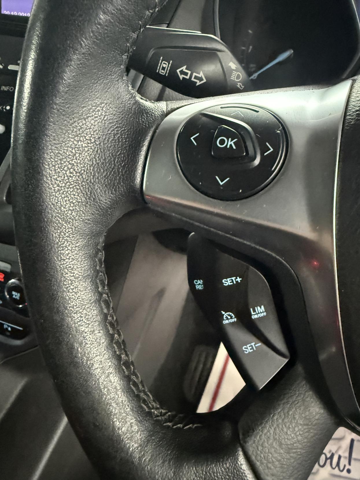 Ford Focus 2.0 TDCi Titanium Navigator Hatchback 5dr Diesel Powershift Euro 5 (140 ps)