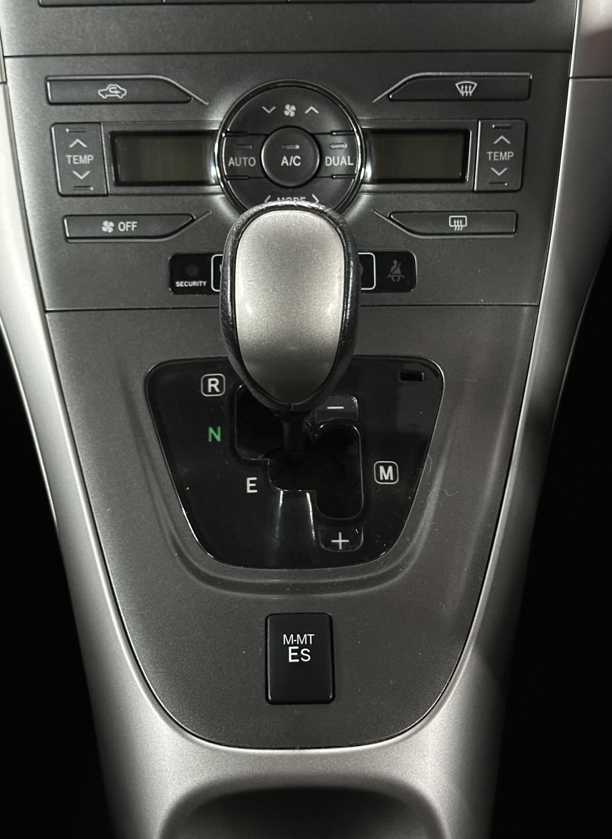 Toyota Auris 1.6 TR Hatchback 5dr Petrol Multimode (161 g/km, 124 bhp)