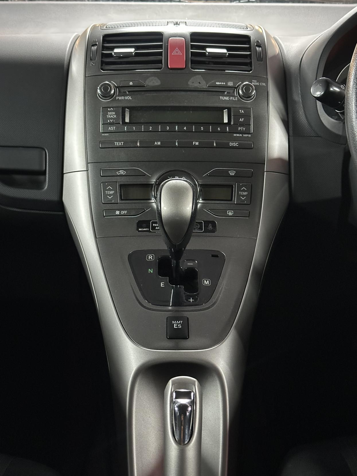 Toyota Auris 1.6 TR Hatchback 5dr Petrol Multimode (161 g/km, 124 bhp)