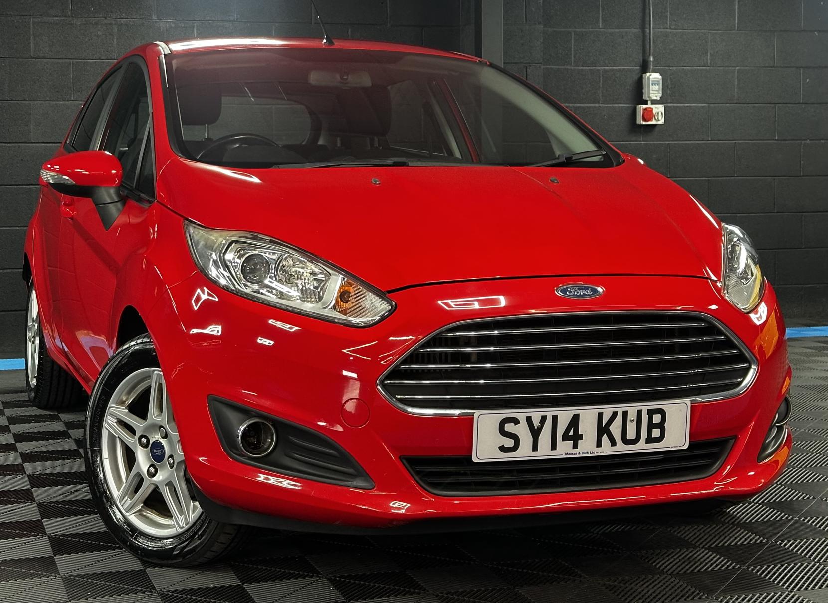 Ford Fiesta 1.0T EcoBoost Zetec Hatchback 5dr Petrol Powershift Euro 5 (100 ps)