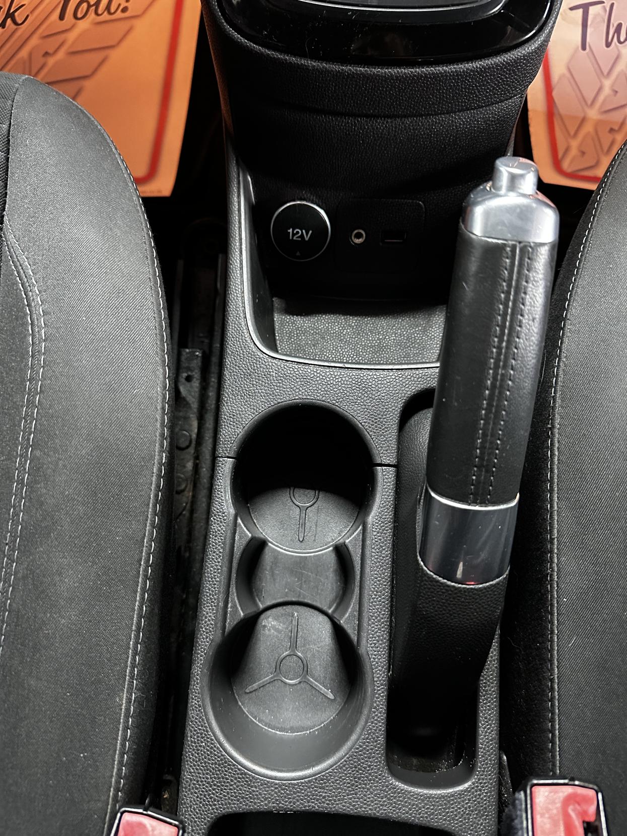 Ford Fiesta 1.6 Zetec Hatchback 5dr Petrol Powershift Euro 5 (105 ps)