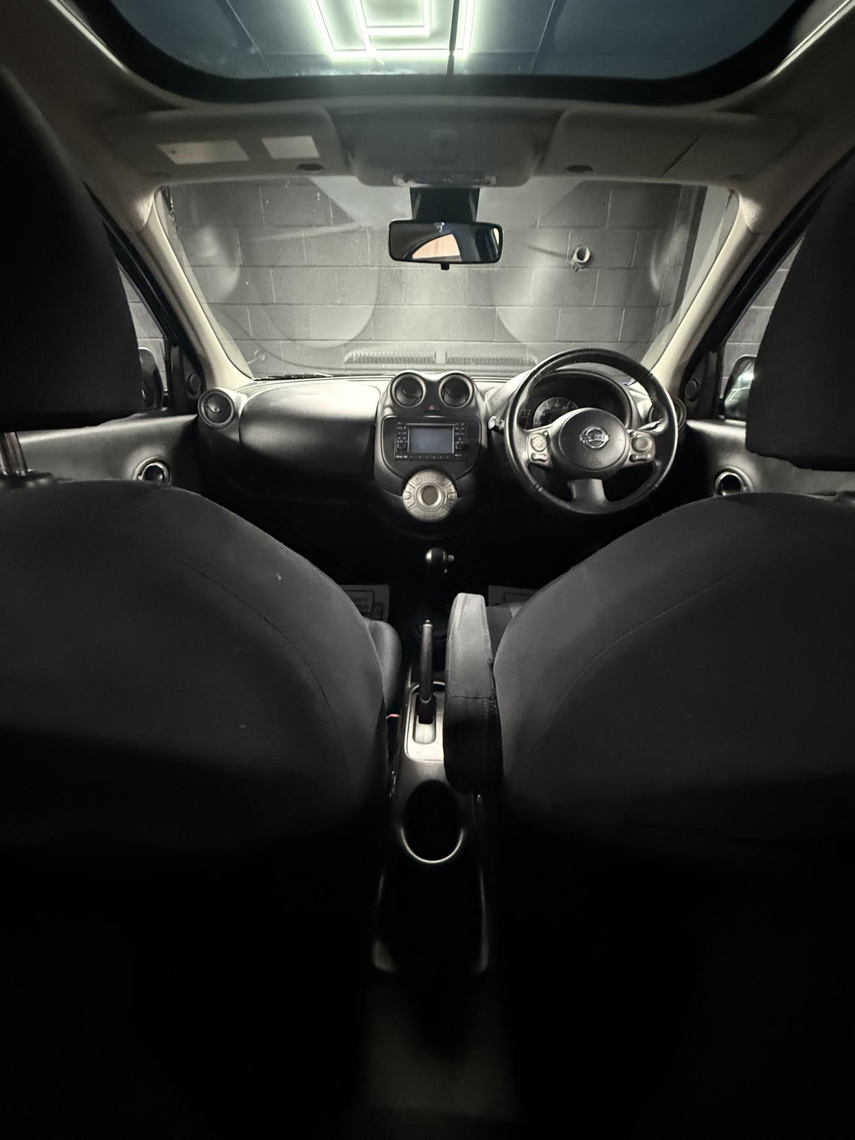 Nissan Micra 1.2 DIG-S Tekna Hatchback 5dr Petrol CVT Euro 5 (s/s) (98 ps)