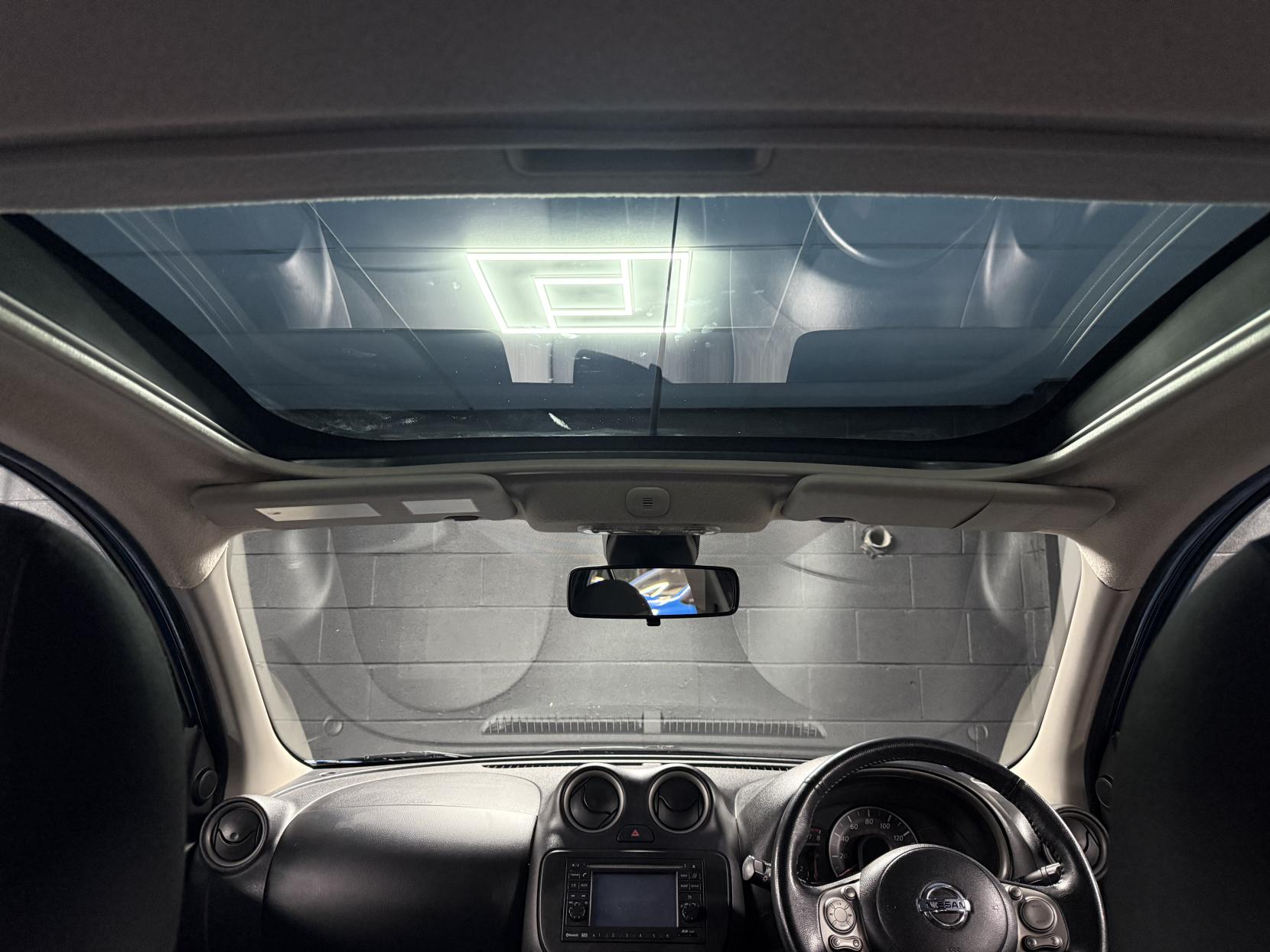 Nissan Micra 1.2 DIG-S Tekna Hatchback 5dr Petrol CVT Euro 5 (s/s) (98 ps)