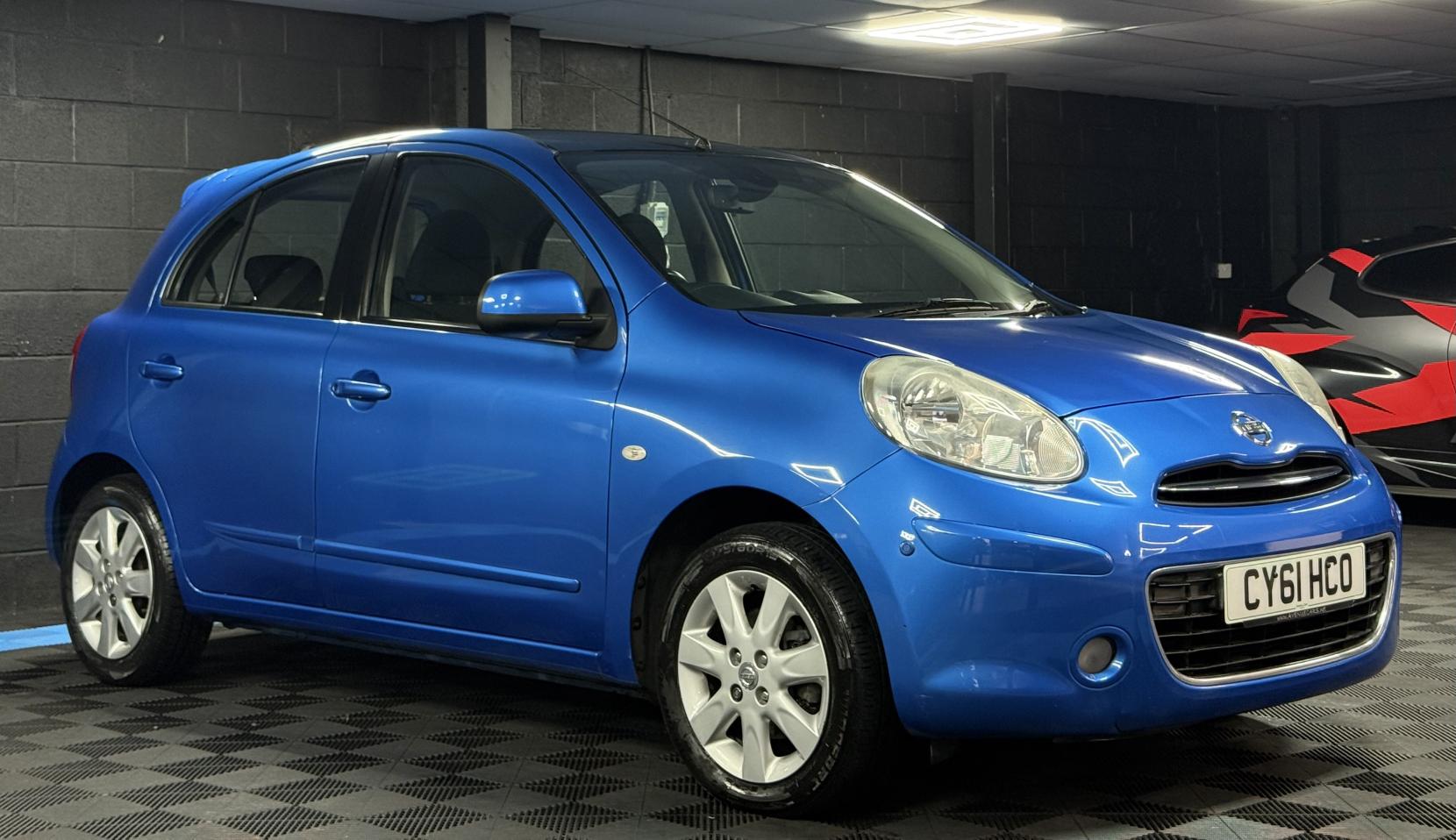 Nissan Micra 1.2 DIG-S Tekna Hatchback 5dr Petrol CVT Euro 5 (s/s) (98 ps)