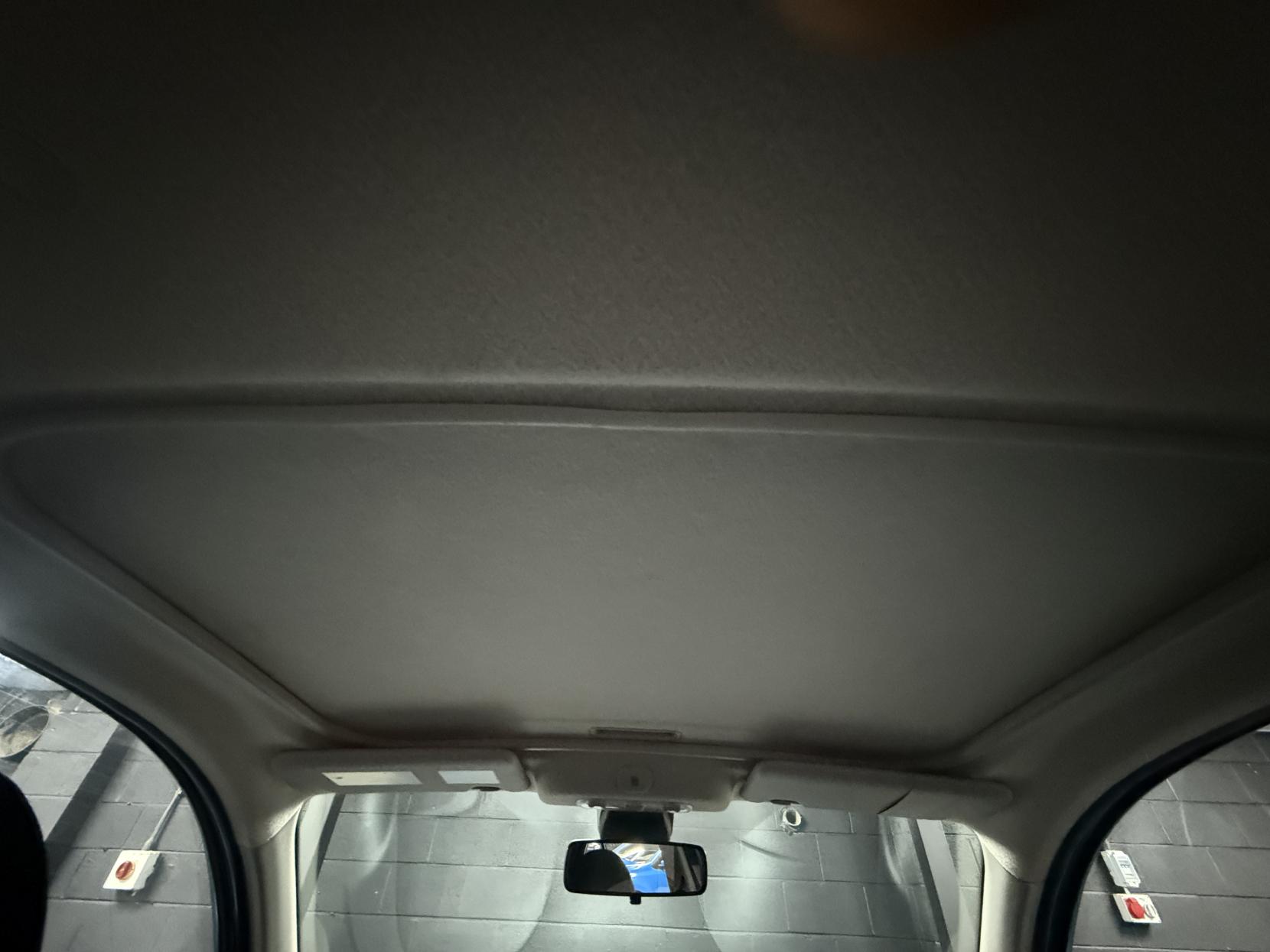 Nissan Micra 1.2 DIG-S Tekna Hatchback 5dr Petrol CVT Euro 5 (s/s) (98 ps)