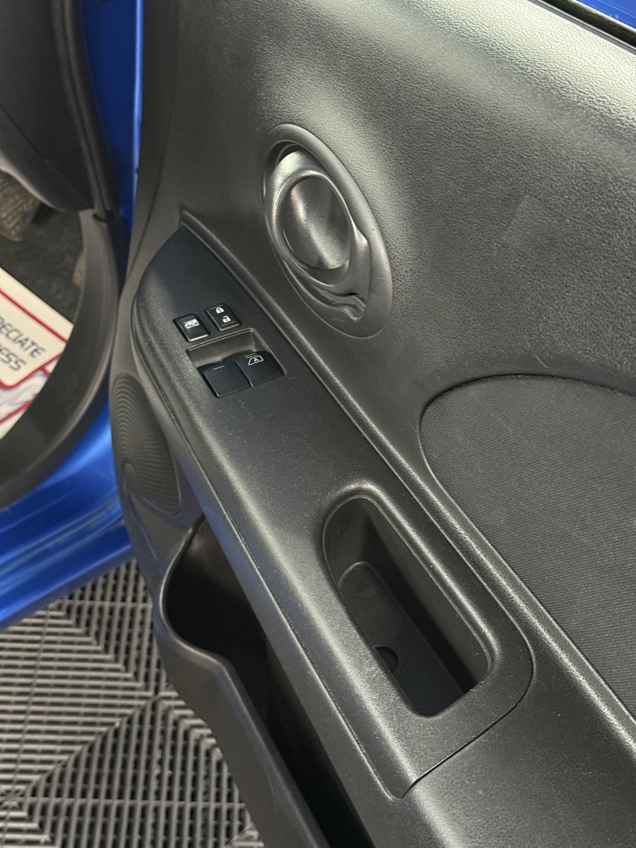 Nissan Micra 1.2 DIG-S Tekna Hatchback 5dr Petrol CVT Euro 5 (s/s) (98 ps)