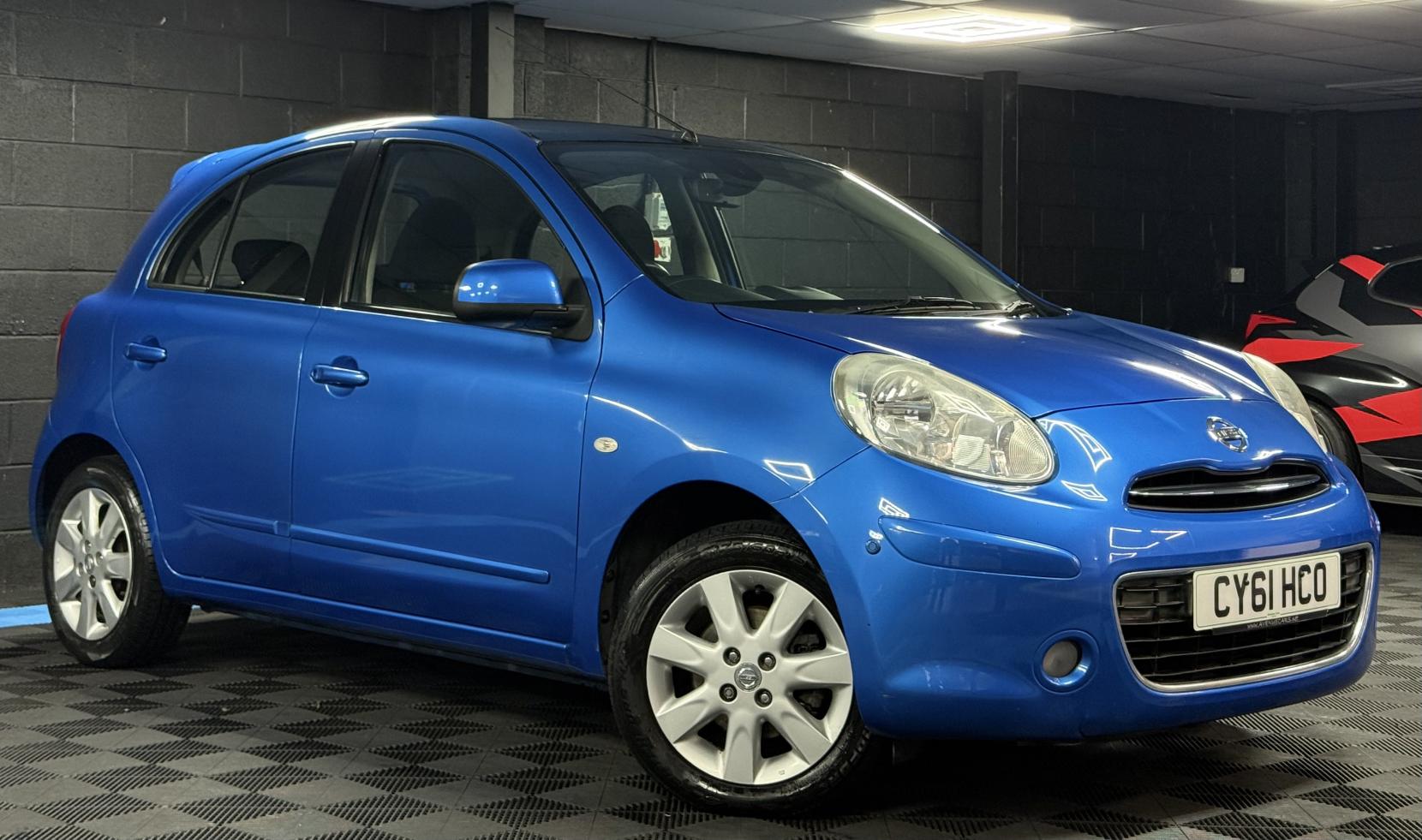 Nissan Micra 1.2 DIG-S Tekna Hatchback 5dr Petrol CVT Euro 5 (s/s) (98 ps)