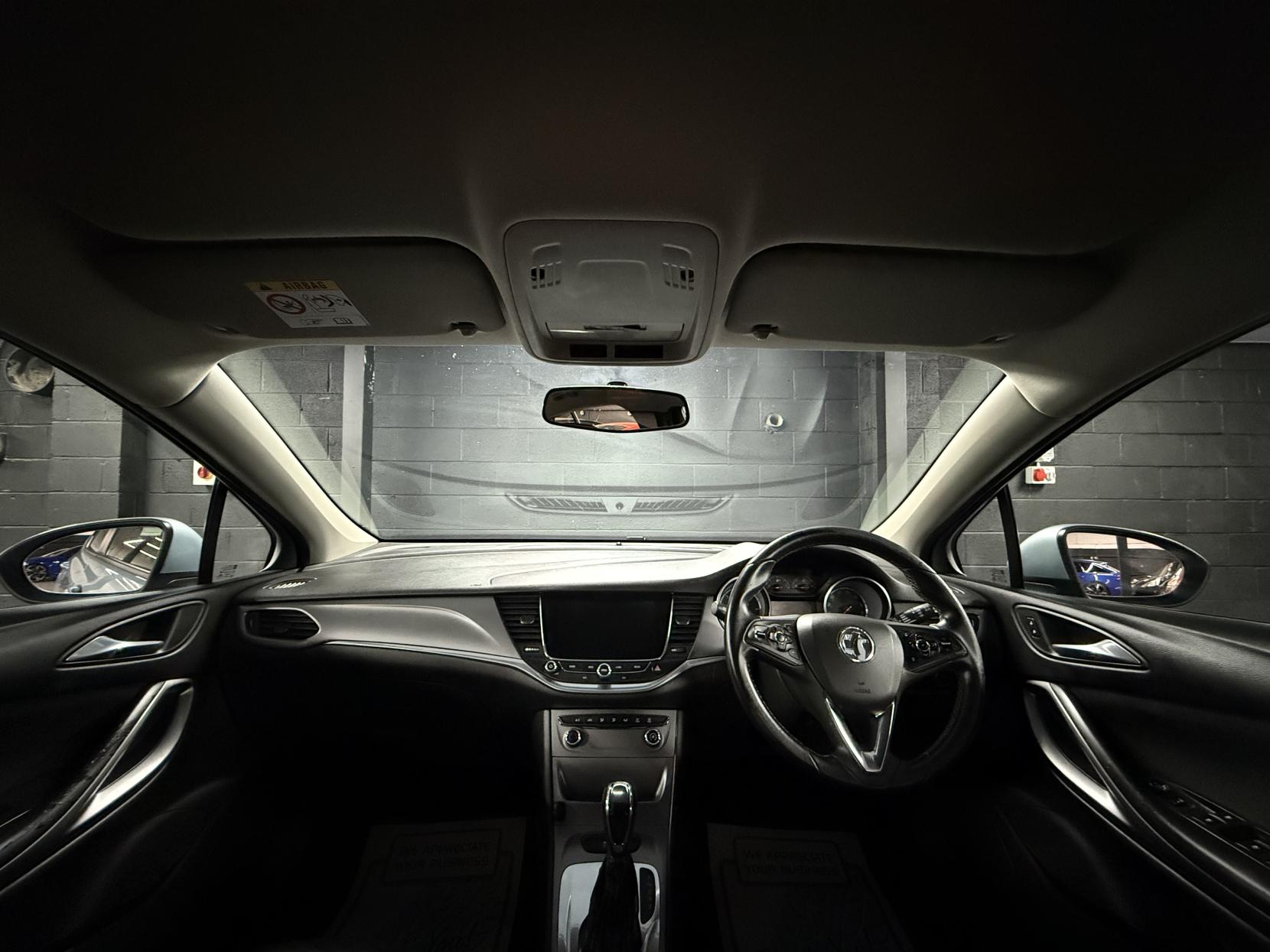 Vauxhall Astra 1.6 CDTi BlueInjection Tech Line Hatchback 5dr Diesel Auto Euro 6 (136 ps)