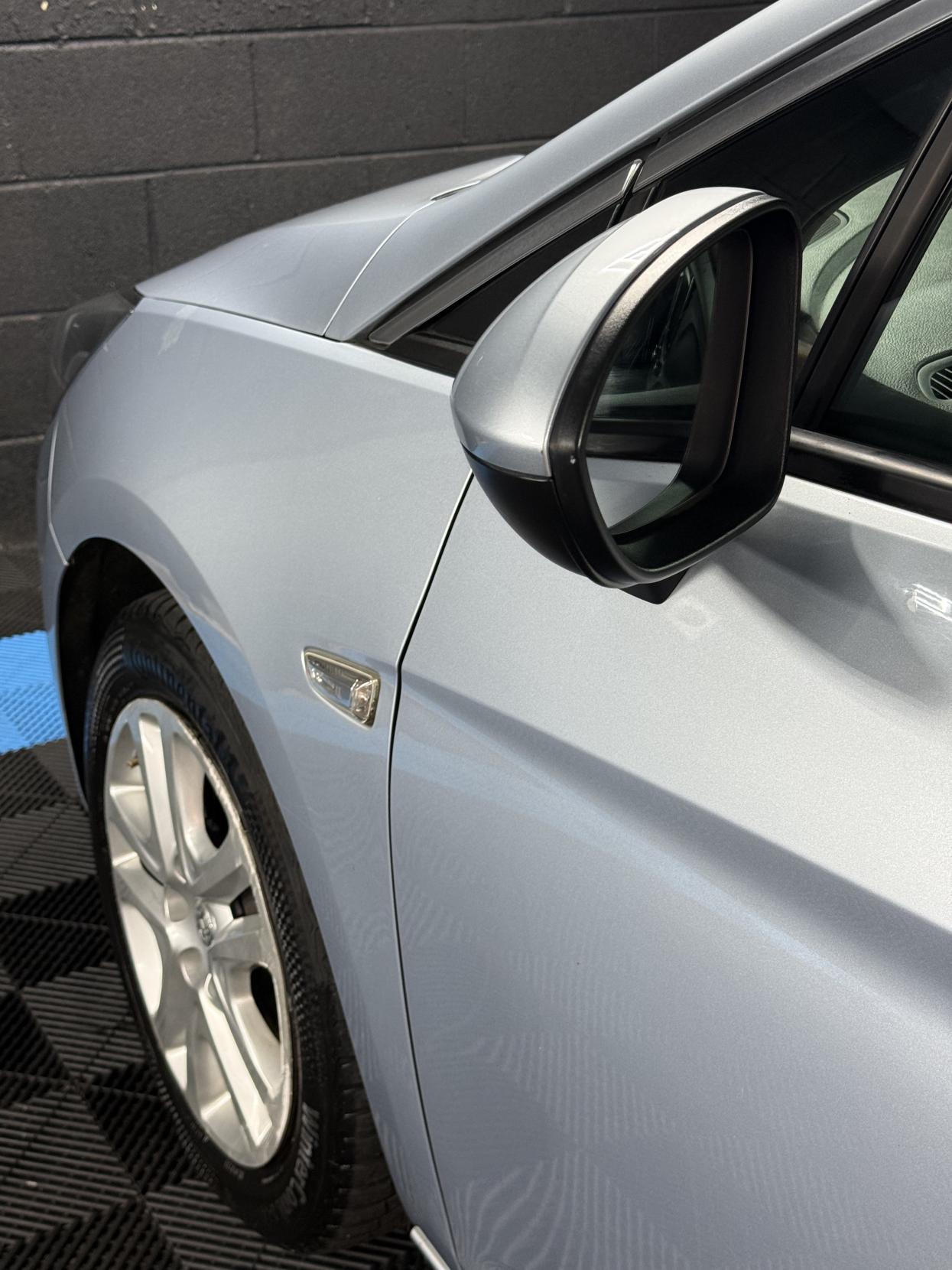 Vauxhall Astra 1.6 CDTi BlueInjection Tech Line Hatchback 5dr Diesel Auto Euro 6 (136 ps)