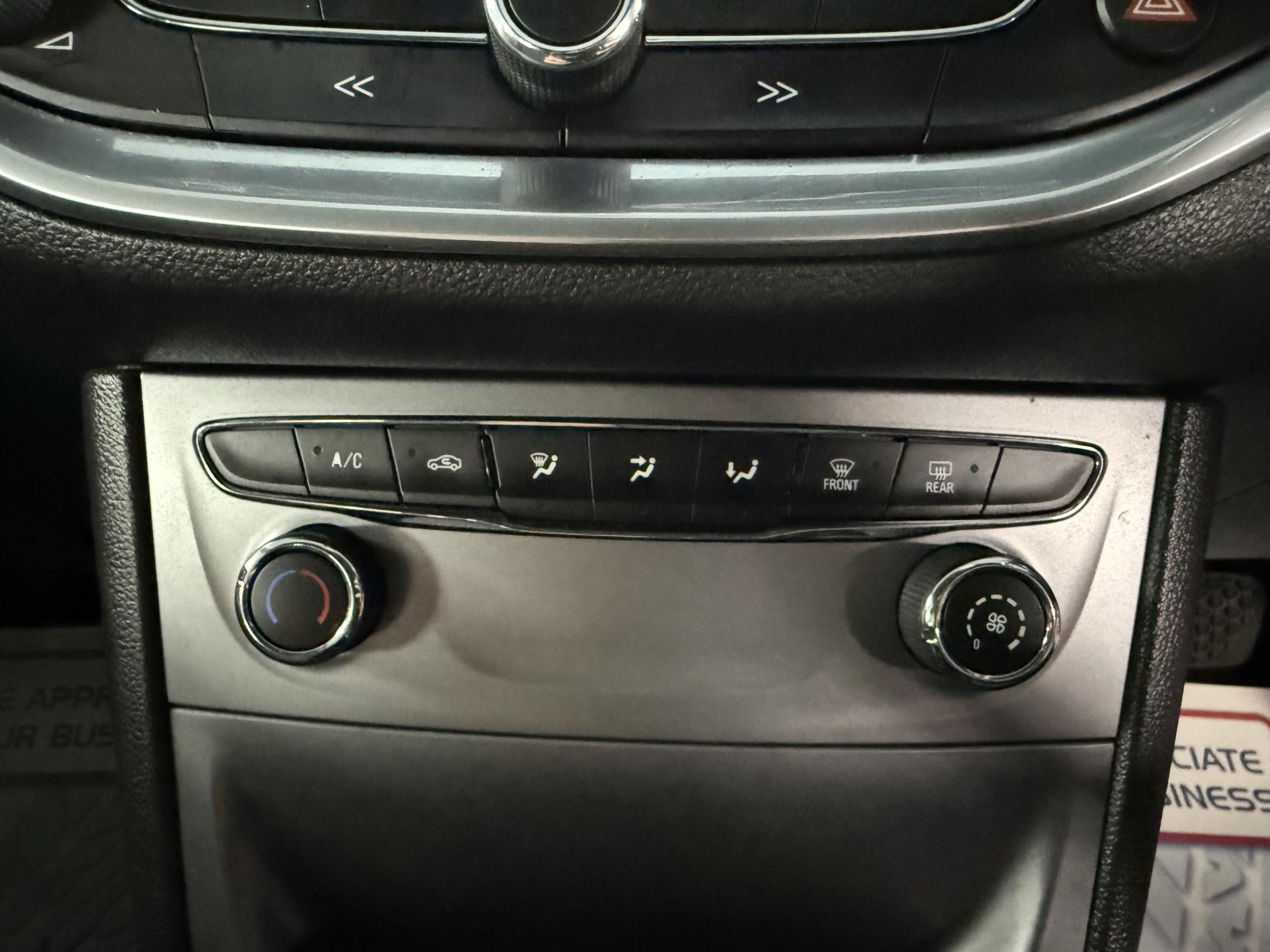 Vauxhall Astra 1.6 CDTi BlueInjection Tech Line Hatchback 5dr Diesel Auto Euro 6 (136 ps)