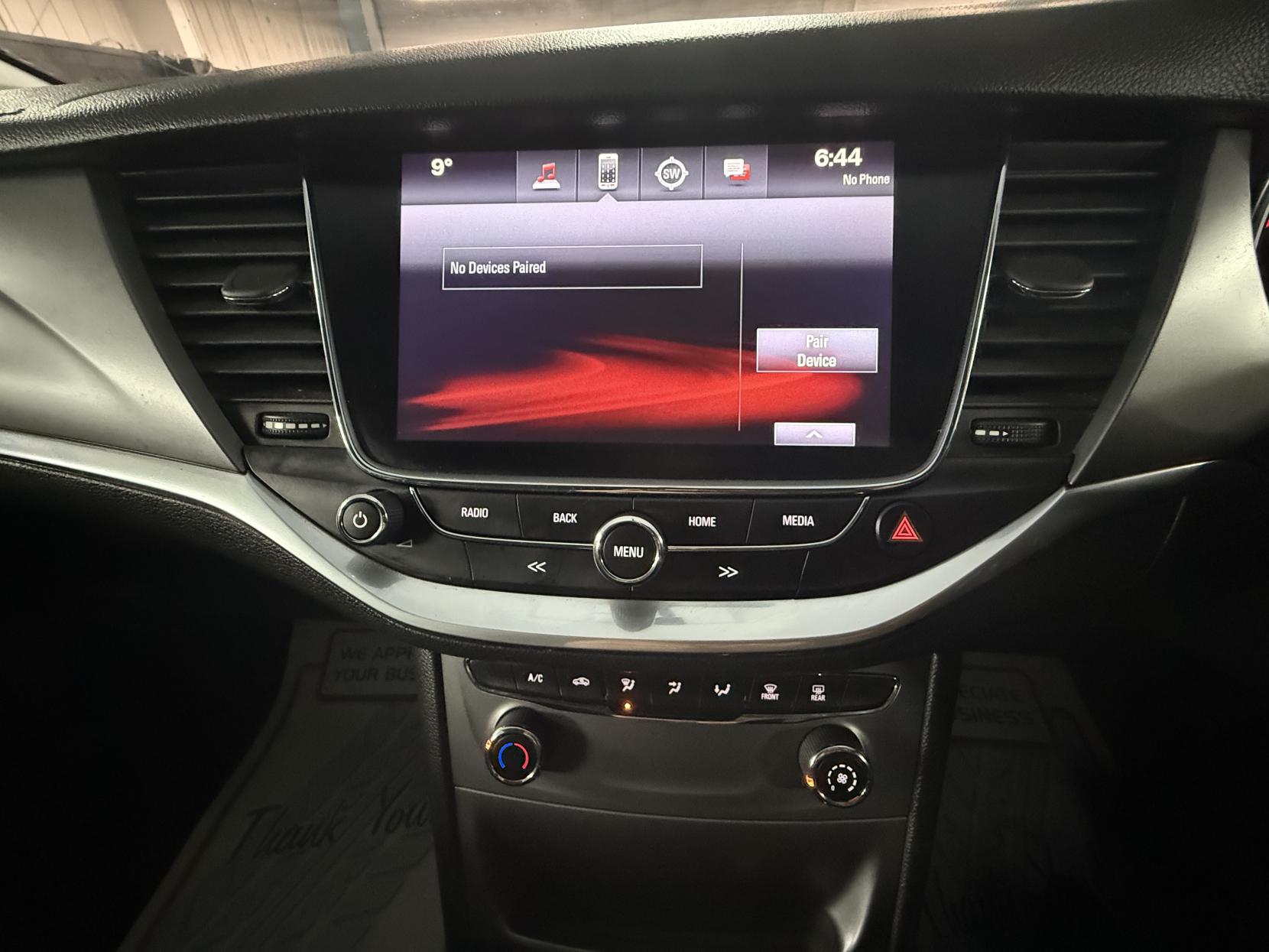 Vauxhall Astra 1.6 CDTi BlueInjection Tech Line Hatchback 5dr Diesel Auto Euro 6 (136 ps)