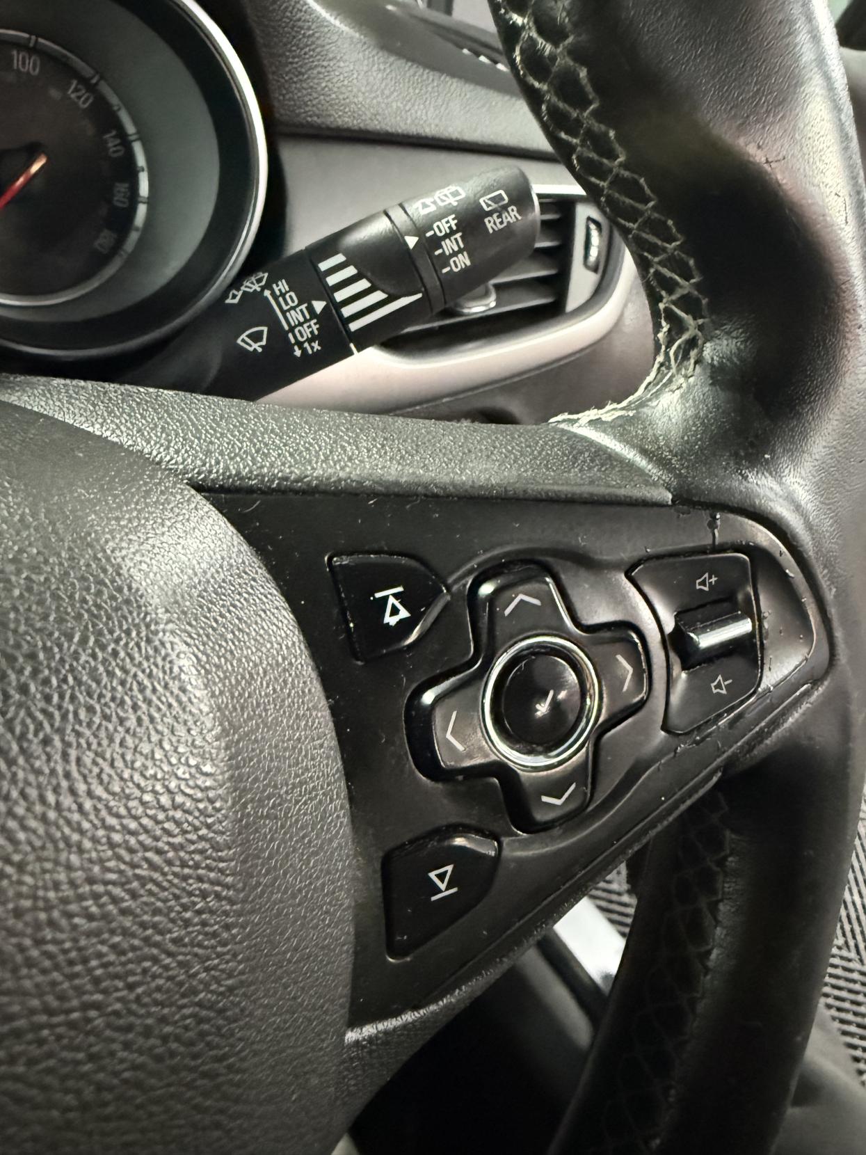 Vauxhall Astra 1.6 CDTi BlueInjection Tech Line Hatchback 5dr Diesel Auto Euro 6 (136 ps)