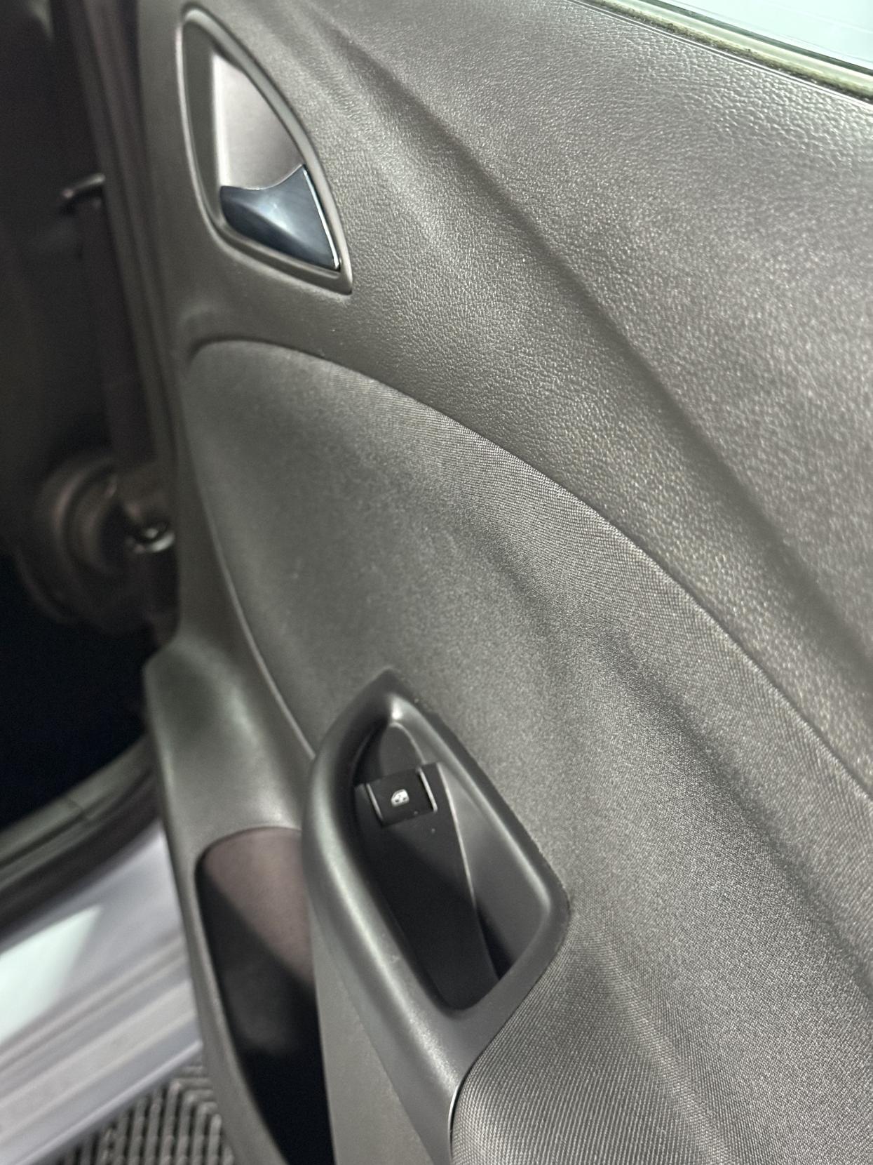 Vauxhall Astra 1.6 CDTi BlueInjection Tech Line Hatchback 5dr Diesel Auto Euro 6 (136 ps)