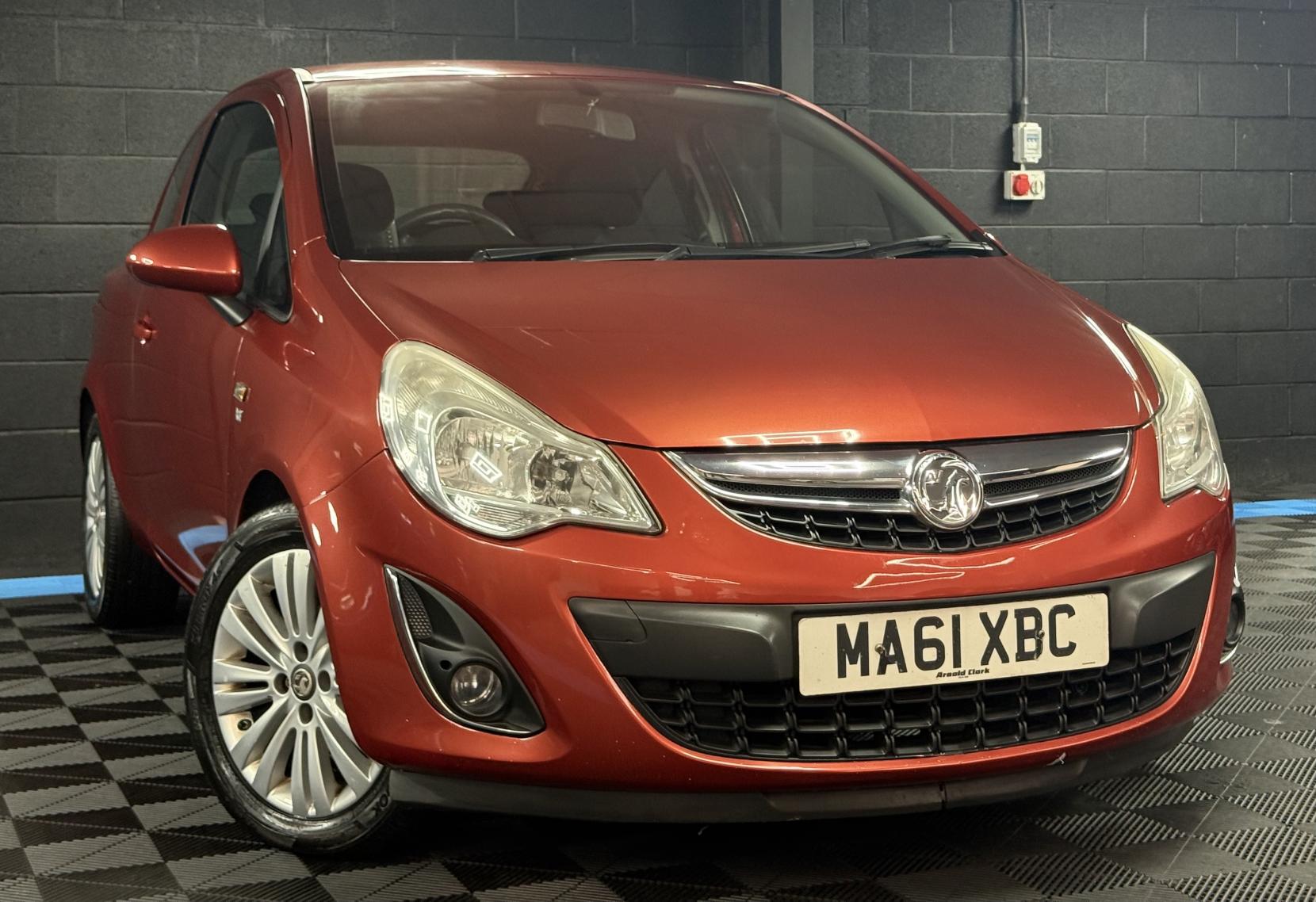 Vauxhall Corsa 1.2i ecoFLEX 16V Excite Hatchback 3dr Petrol Easytronic Euro 5 (A/C) (85 ps)