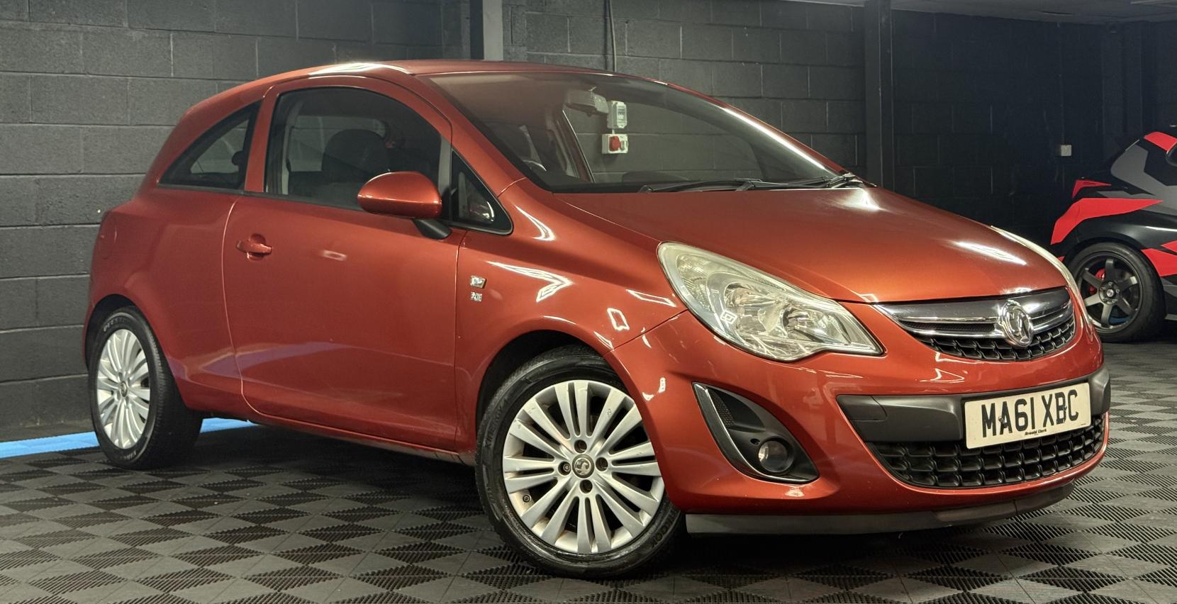 Vauxhall Corsa 1.2i ecoFLEX 16V Excite Hatchback 3dr Petrol Easytronic Euro 5 (A/C) (85 ps)