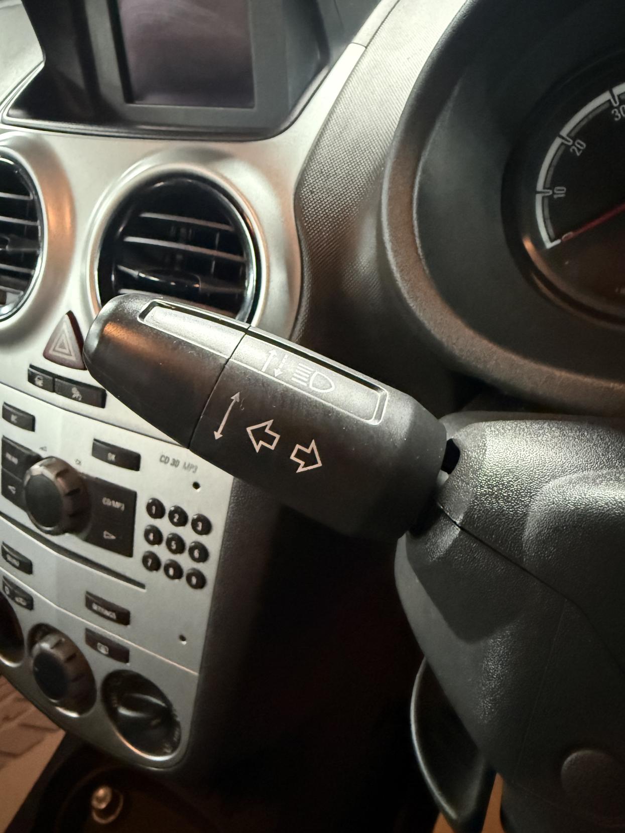 Vauxhall Corsa 1.2i ecoFLEX 16V Excite Hatchback 3dr Petrol Easytronic Euro 5 (A/C) (85 ps)