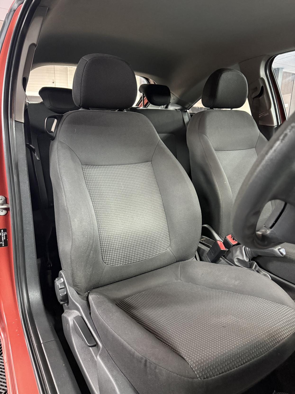 Vauxhall Corsa 1.2i ecoFLEX 16V Excite Hatchback 3dr Petrol Easytronic Euro 5 (A/C) (85 ps)