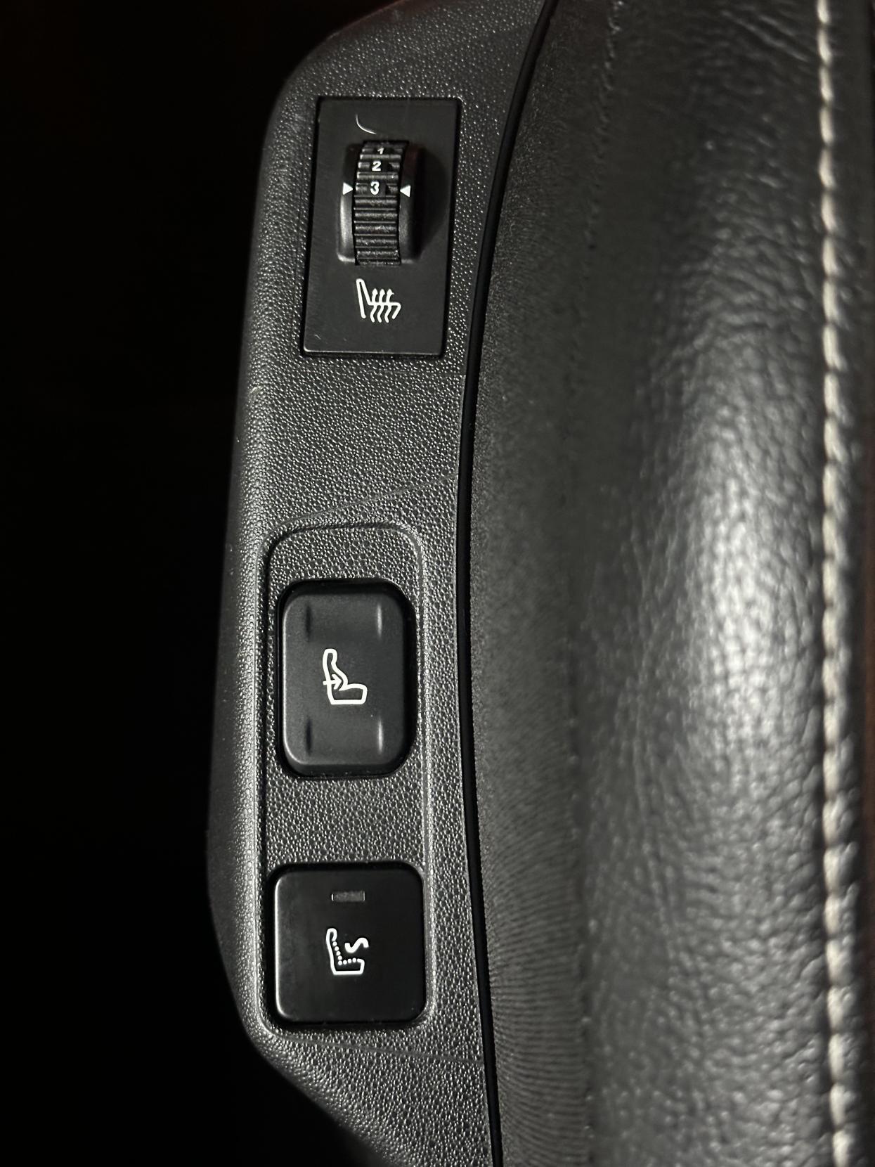 Citroen DS4 1.6 THP DStyle Hatchback 5dr Petrol EGS6 Euro 5 (155 ps)